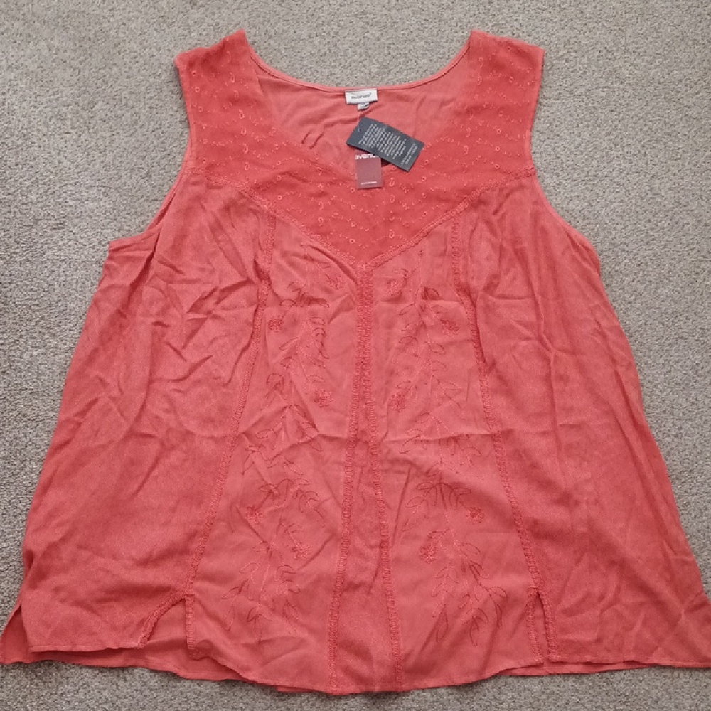 Coral Relaxed Sleeveless Tank Top With Lace Detail